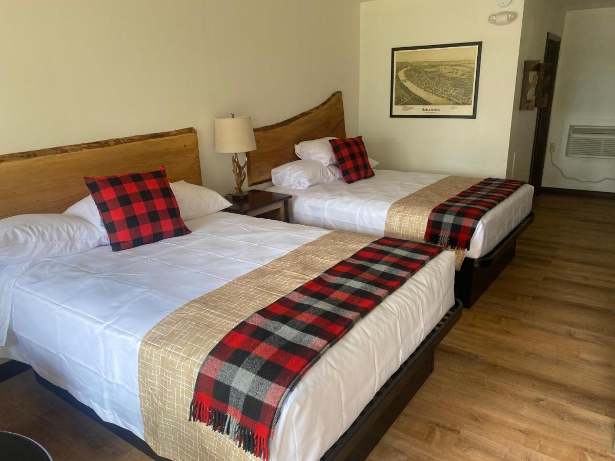Travelodge By Wyndham Emlenton Bagian luar foto