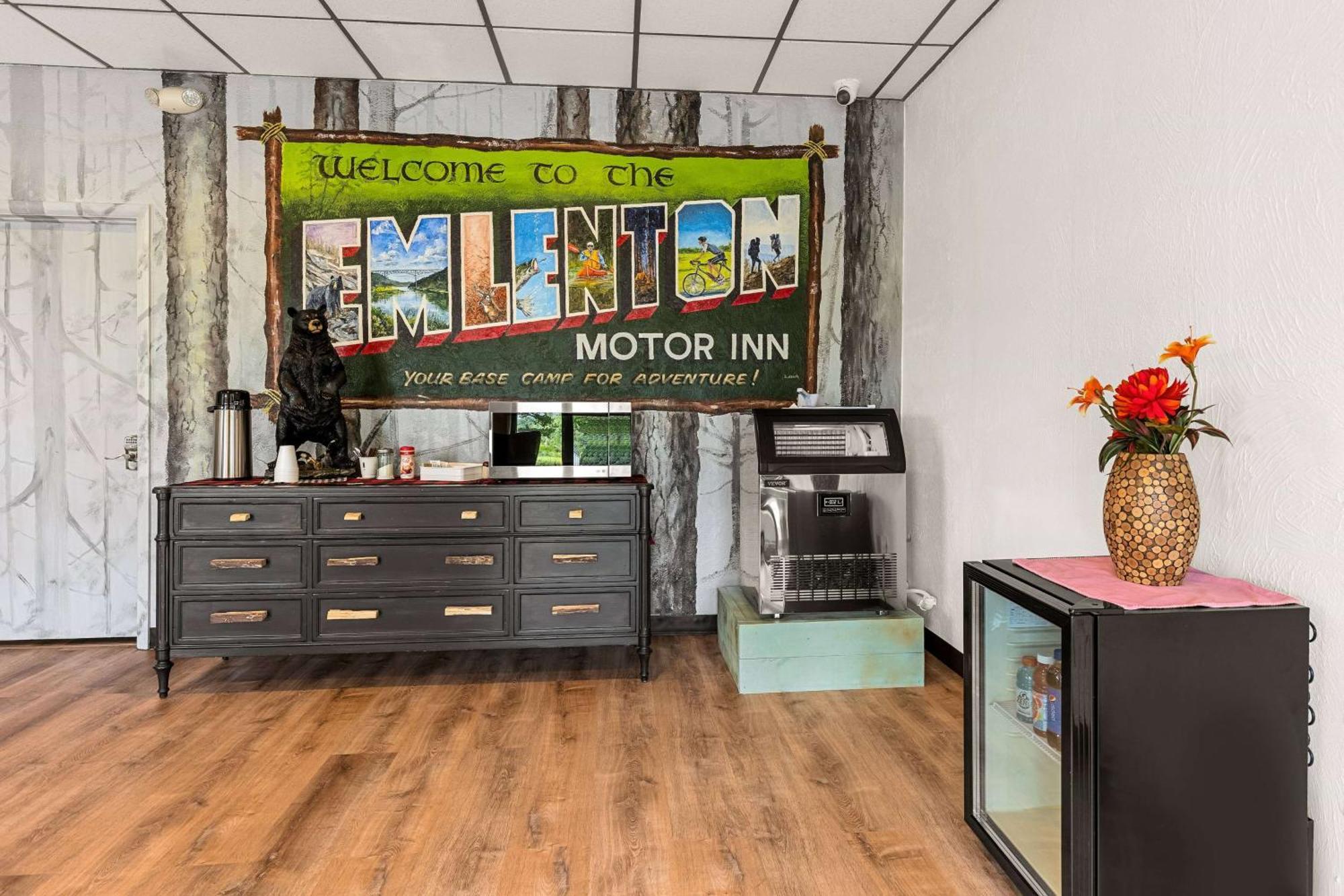 Travelodge By Wyndham Emlenton Bagian luar foto